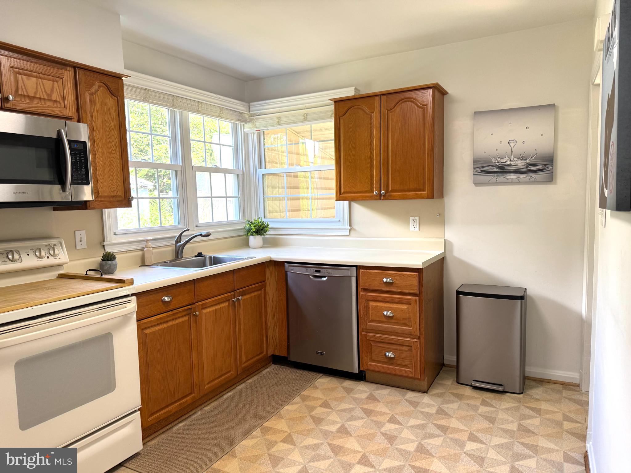 NEWBURG HEIGHTS - Residential Lease