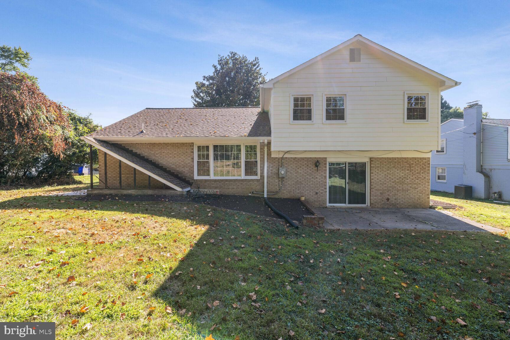 HIGHLAND STONE - Residential Lease