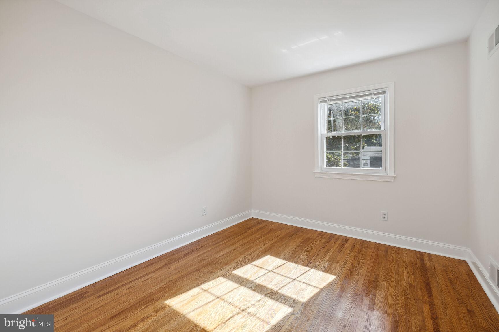 HIGHLAND STONE - Residential Lease