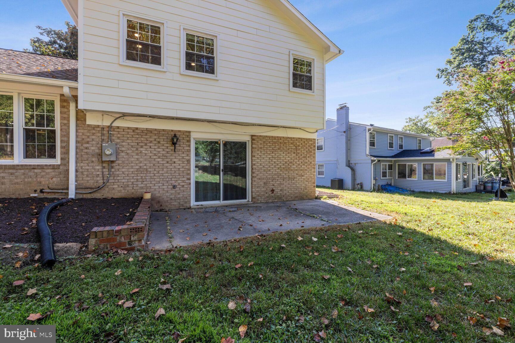 HIGHLAND STONE - Residential Lease