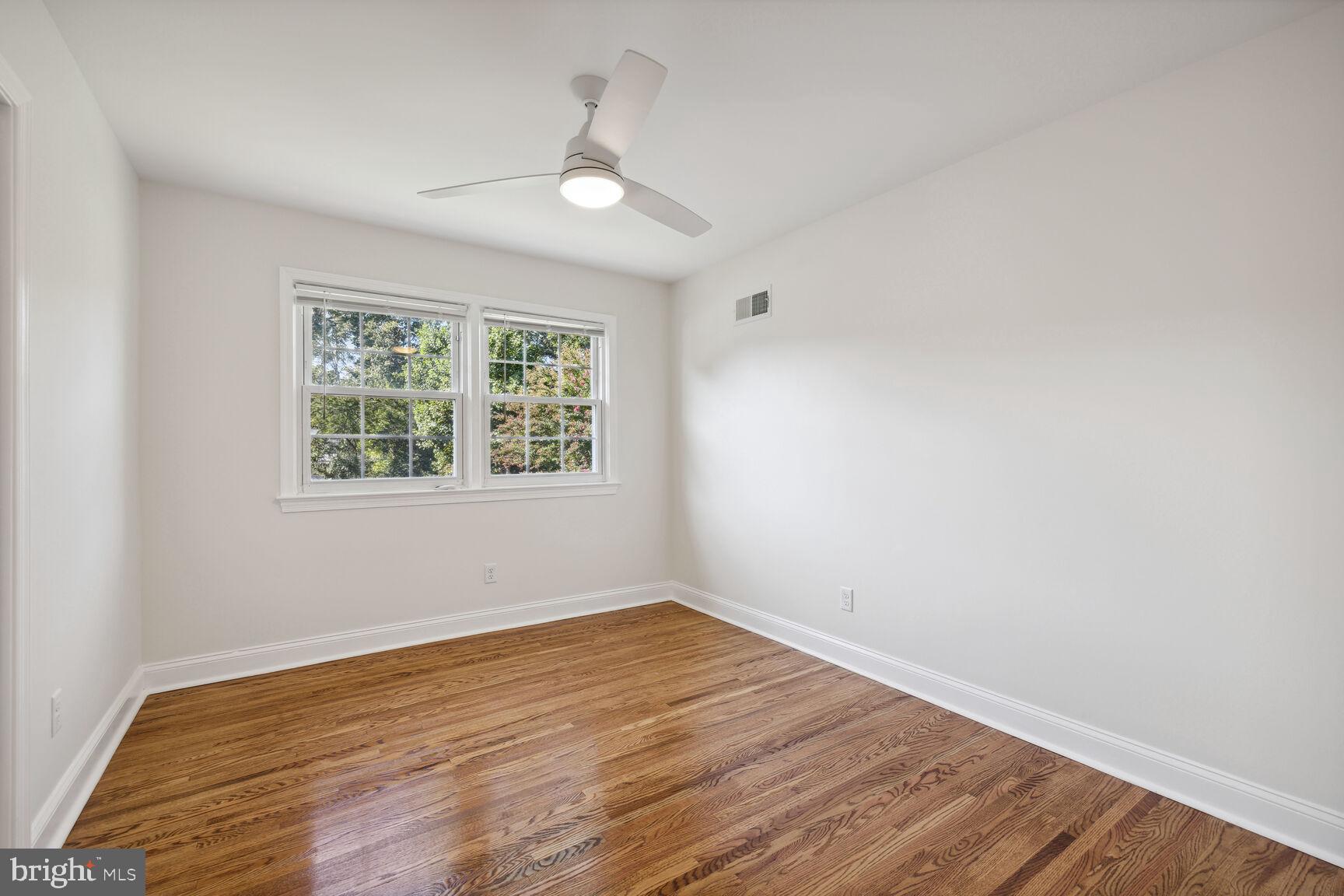 HIGHLAND STONE - Residential Lease