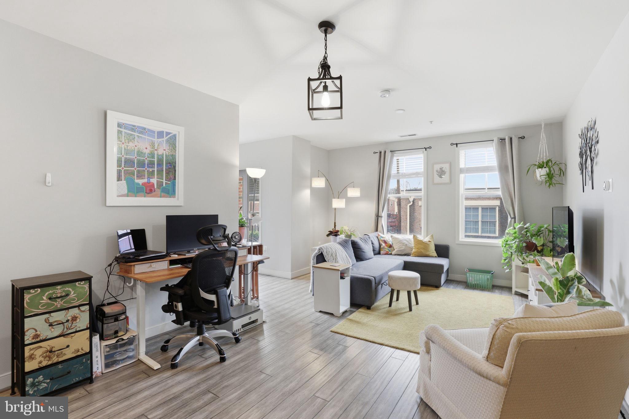 181 E REED AVENUE 304