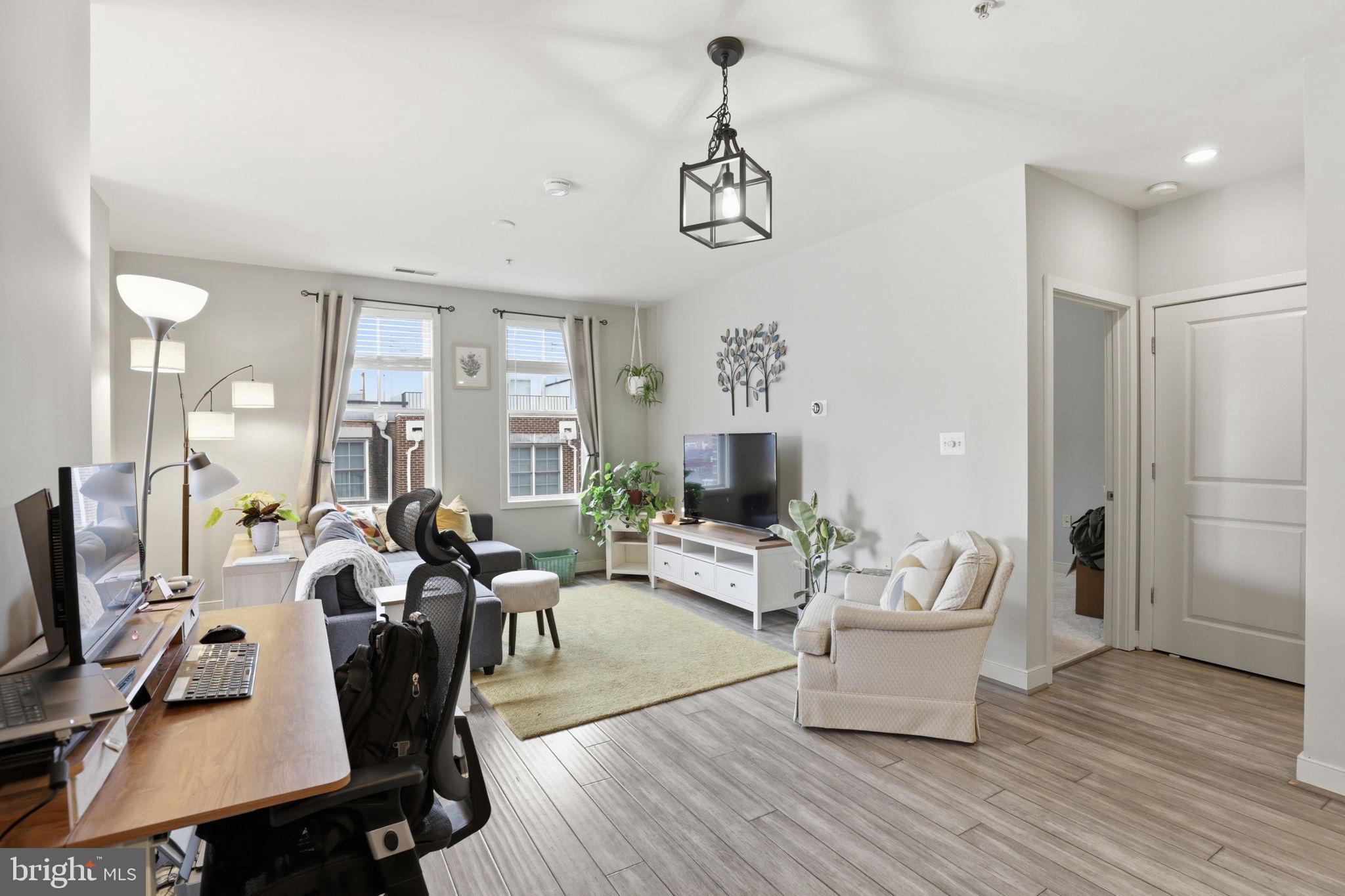 181 E REED AVENUE 304