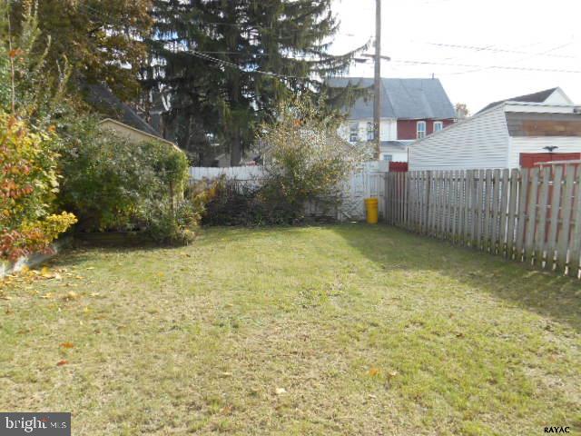 THE AVENUES - Residential