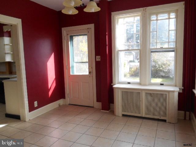 THE AVENUES - Residential