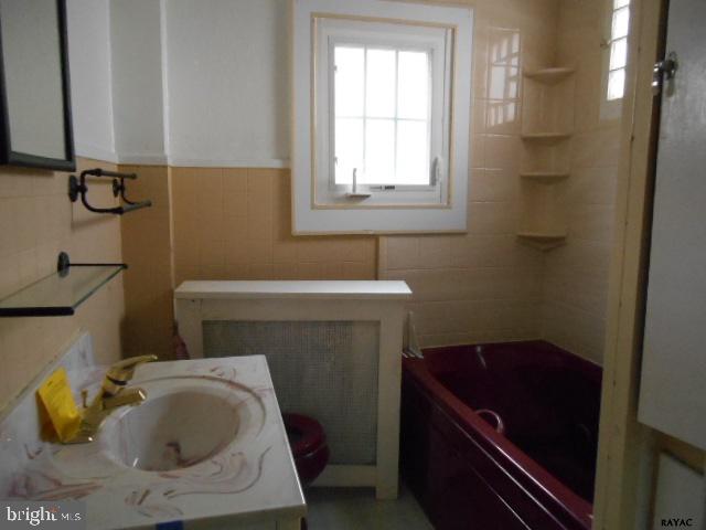 THE AVENUES - Residential