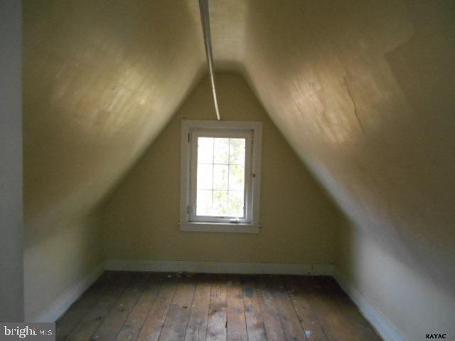 THE AVENUES - Residential