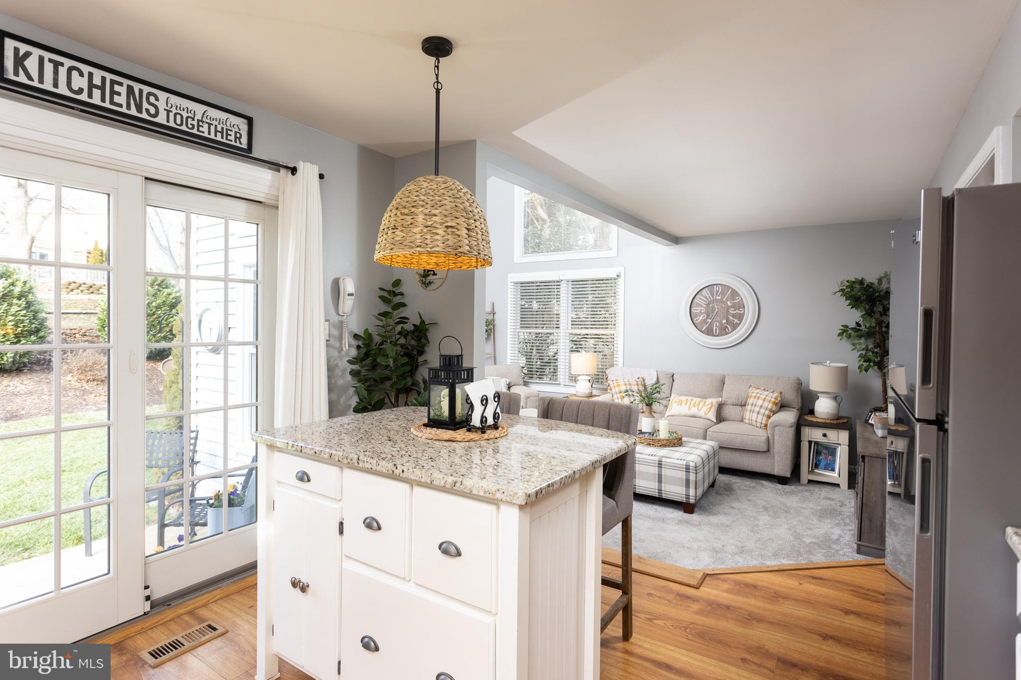 MAJORS CHOICE - Residential