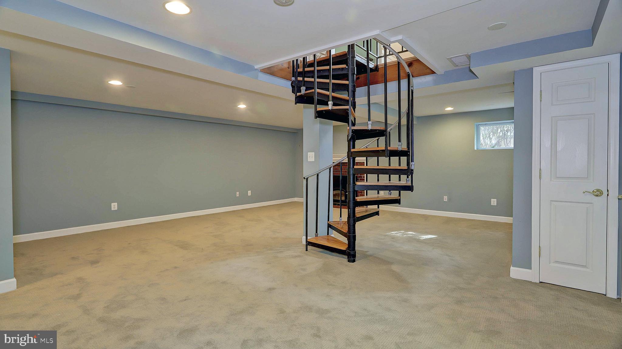 CHAPEL HILL - Residential