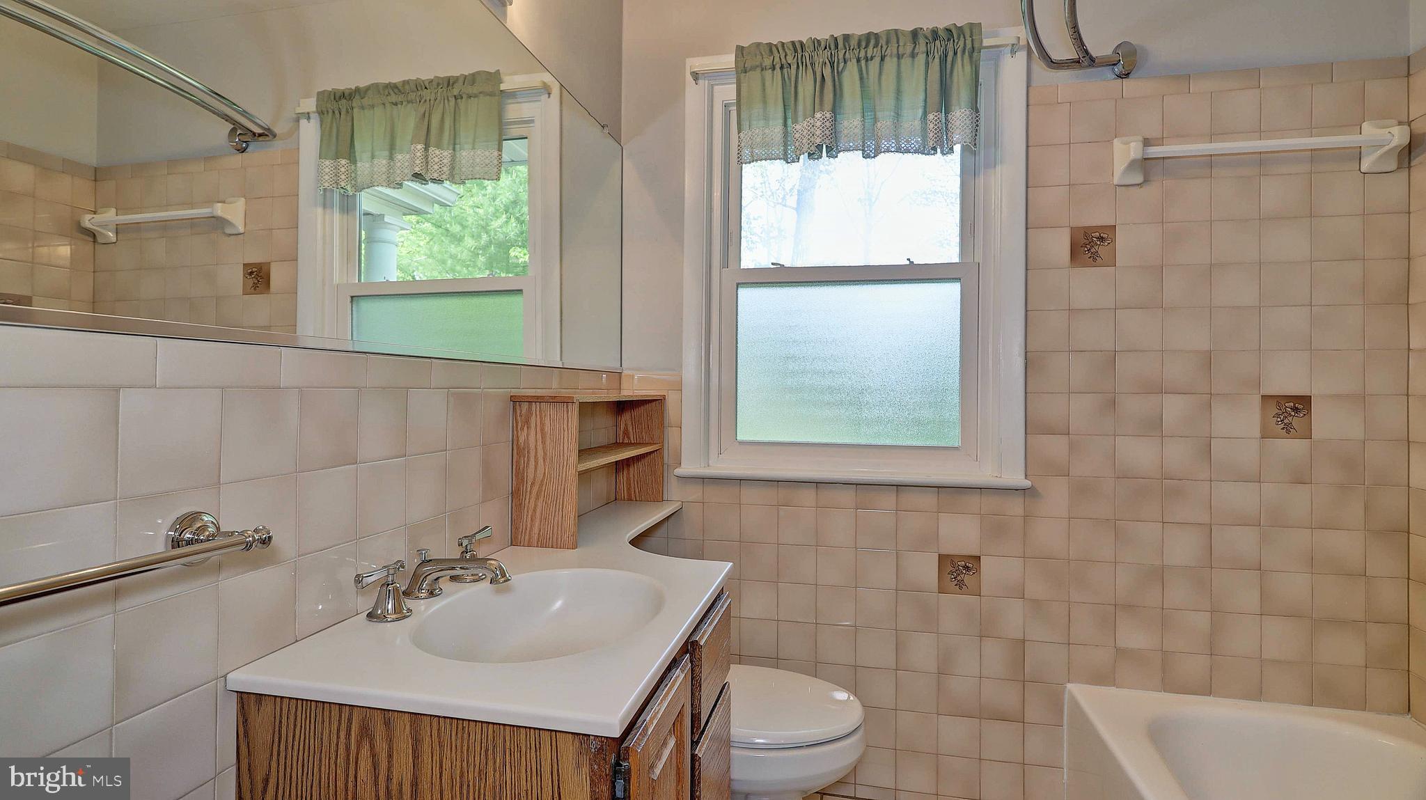 CHAPEL HILL - Residential