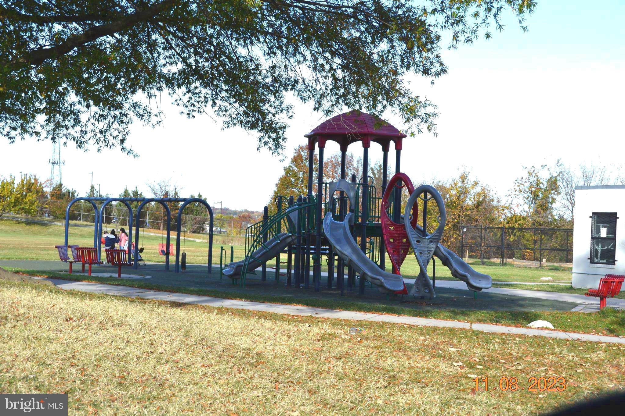 BAYVIEW - Residential Lease