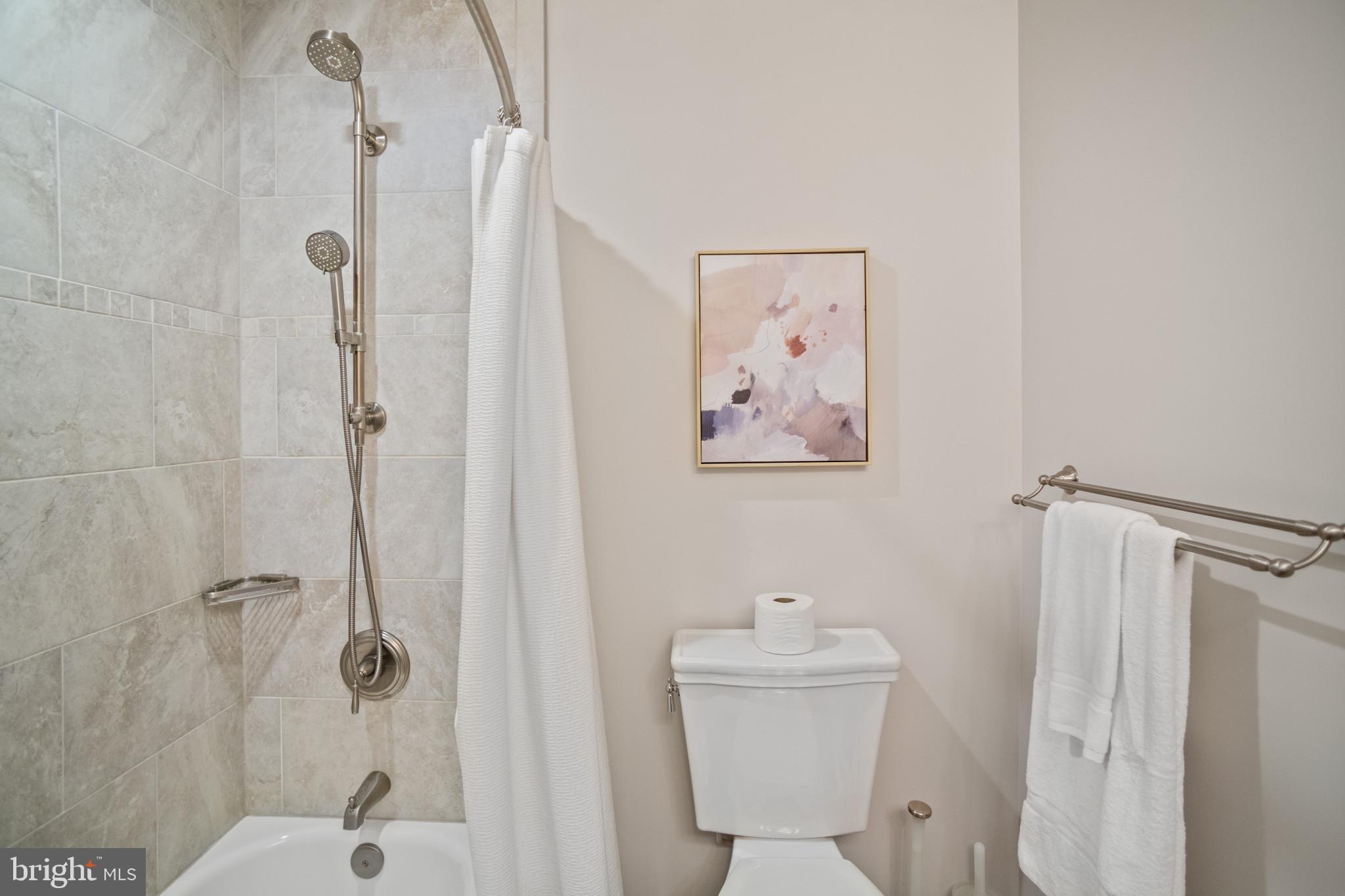 DULANEY FOREST - Residential