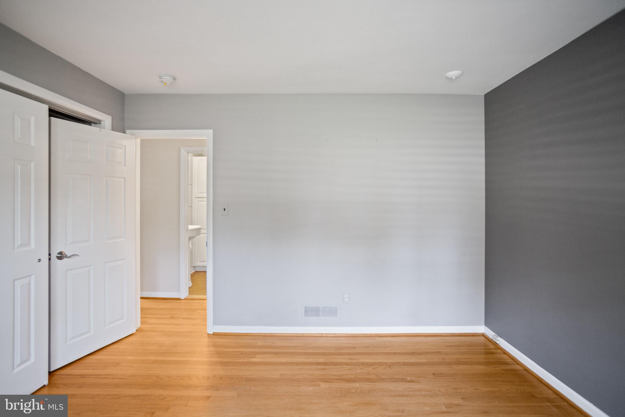 DULANEY FOREST - Residential