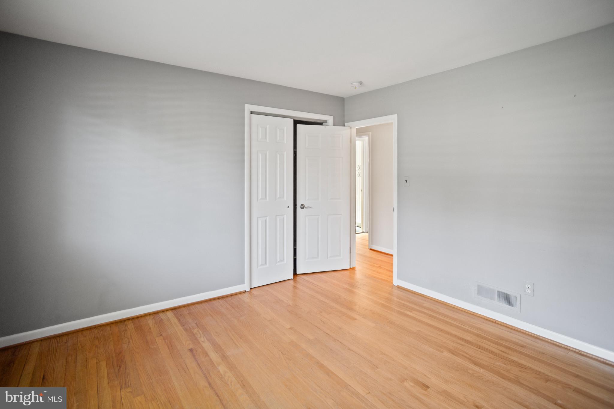 DULANEY FOREST - Residential