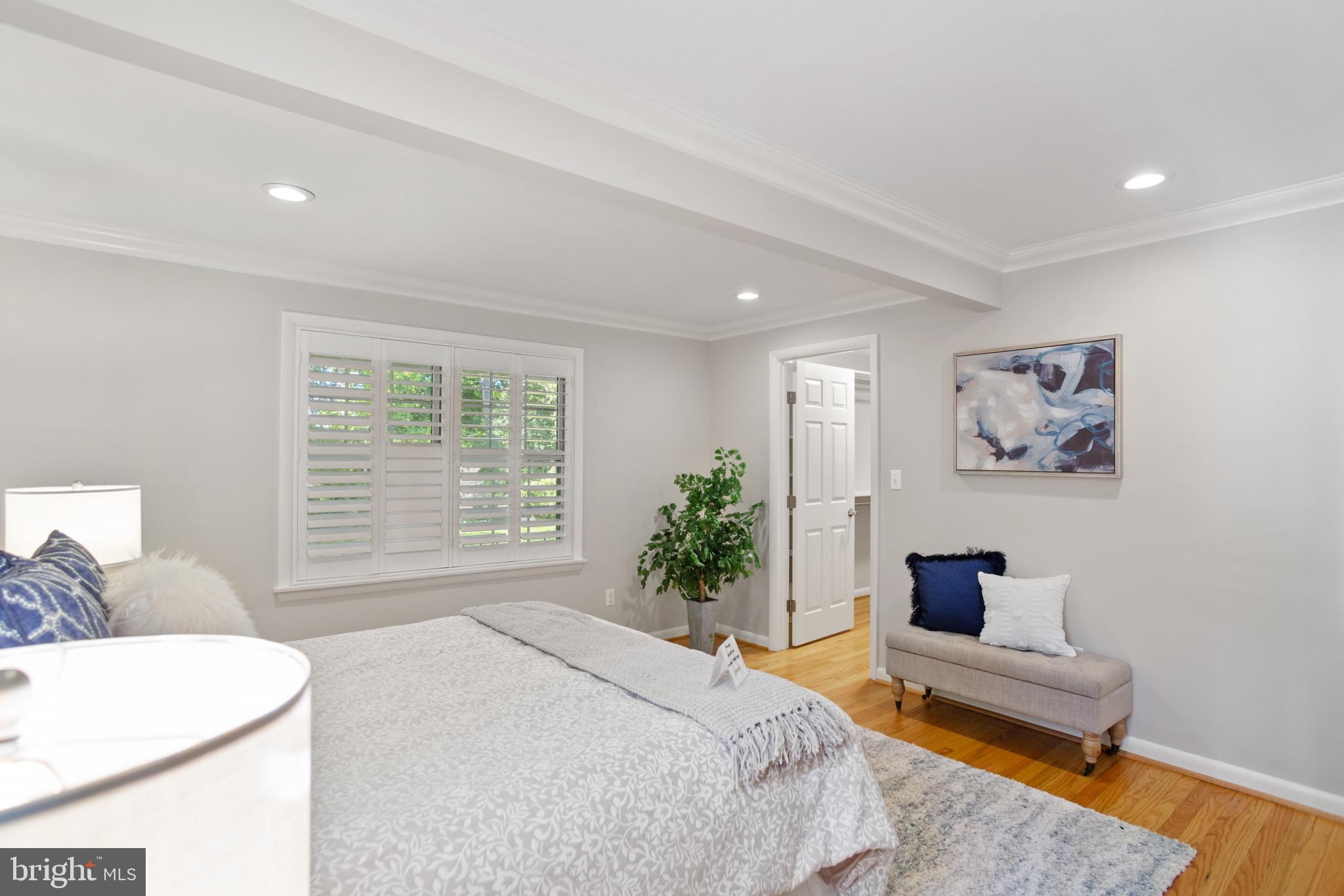 DULANEY FOREST - Residential