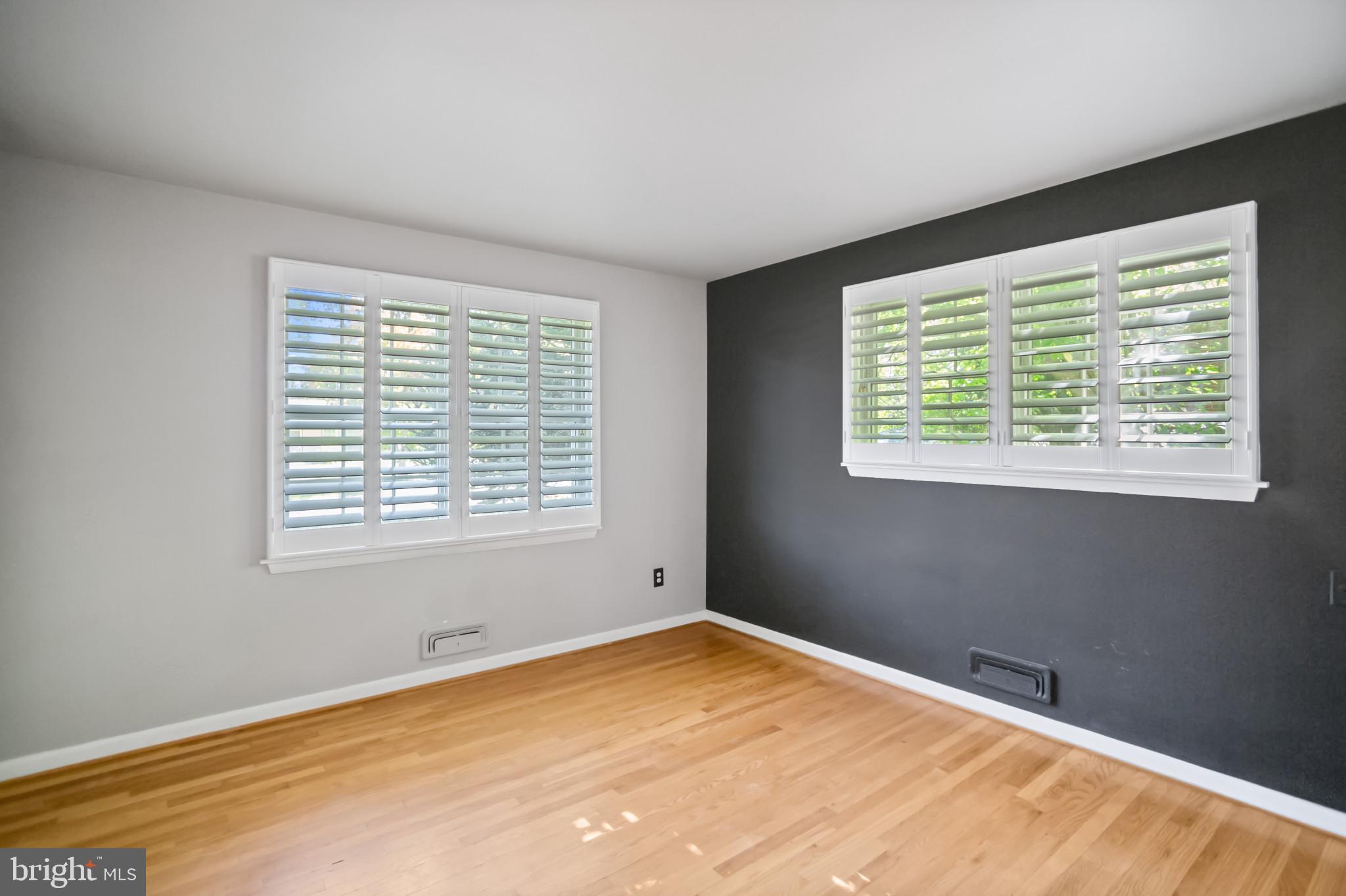 DULANEY FOREST - Residential