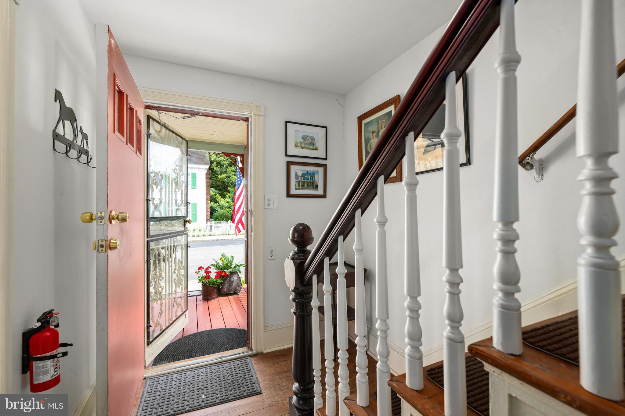 302 WALNUT STREET