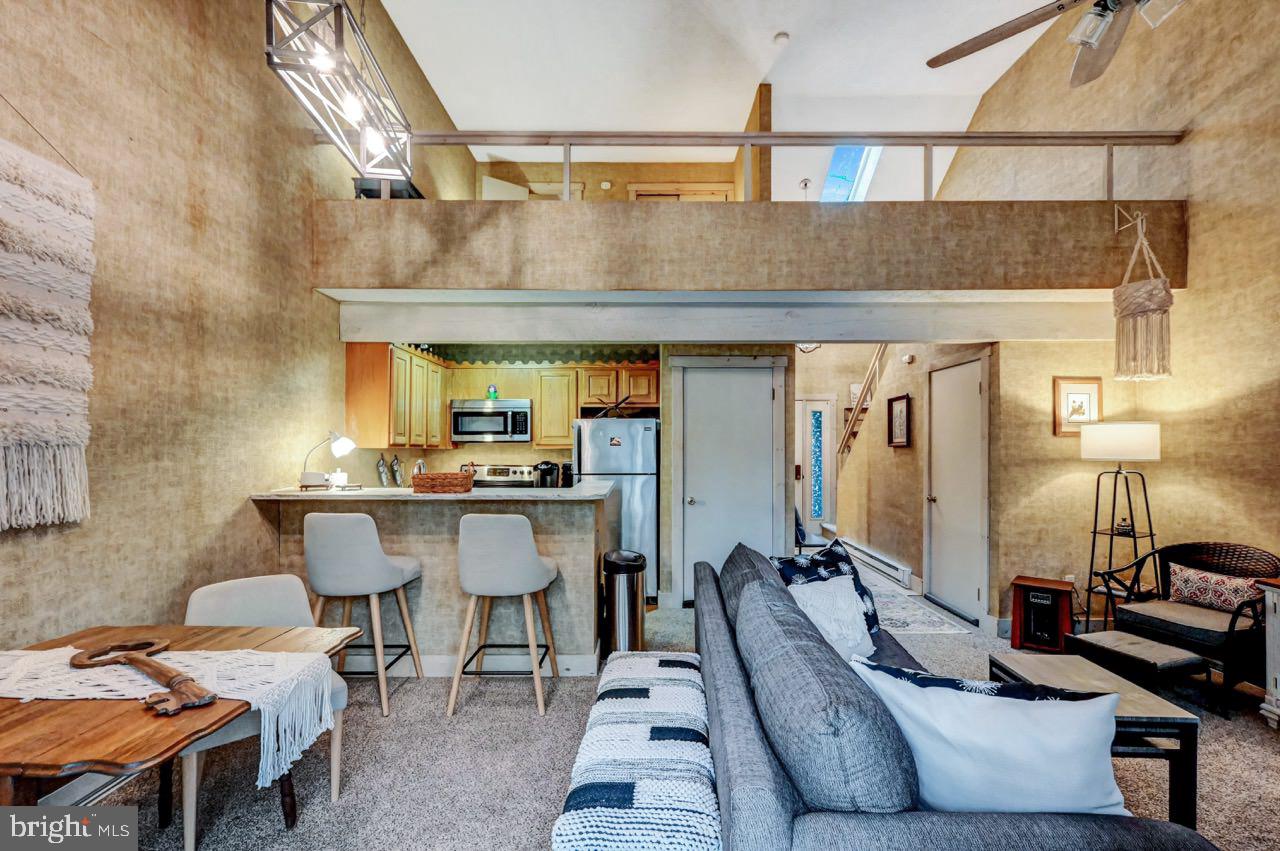 SNOW RIDGE VILLAGE - Residential