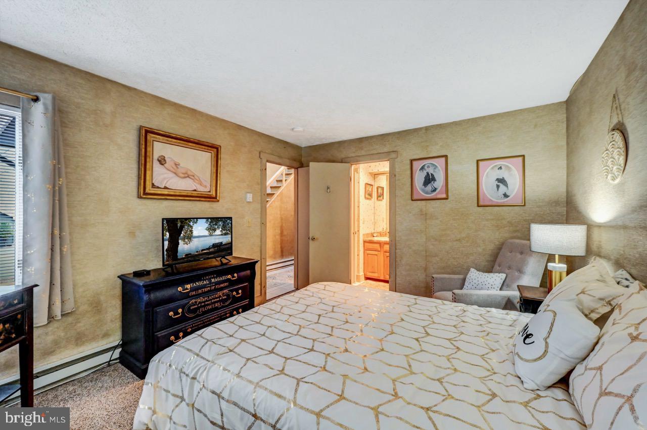 SNOW RIDGE VILLAGE - Residential