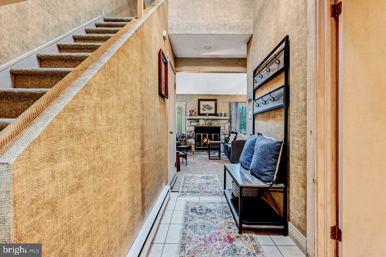 SNOW RIDGE VILLAGE - Residential