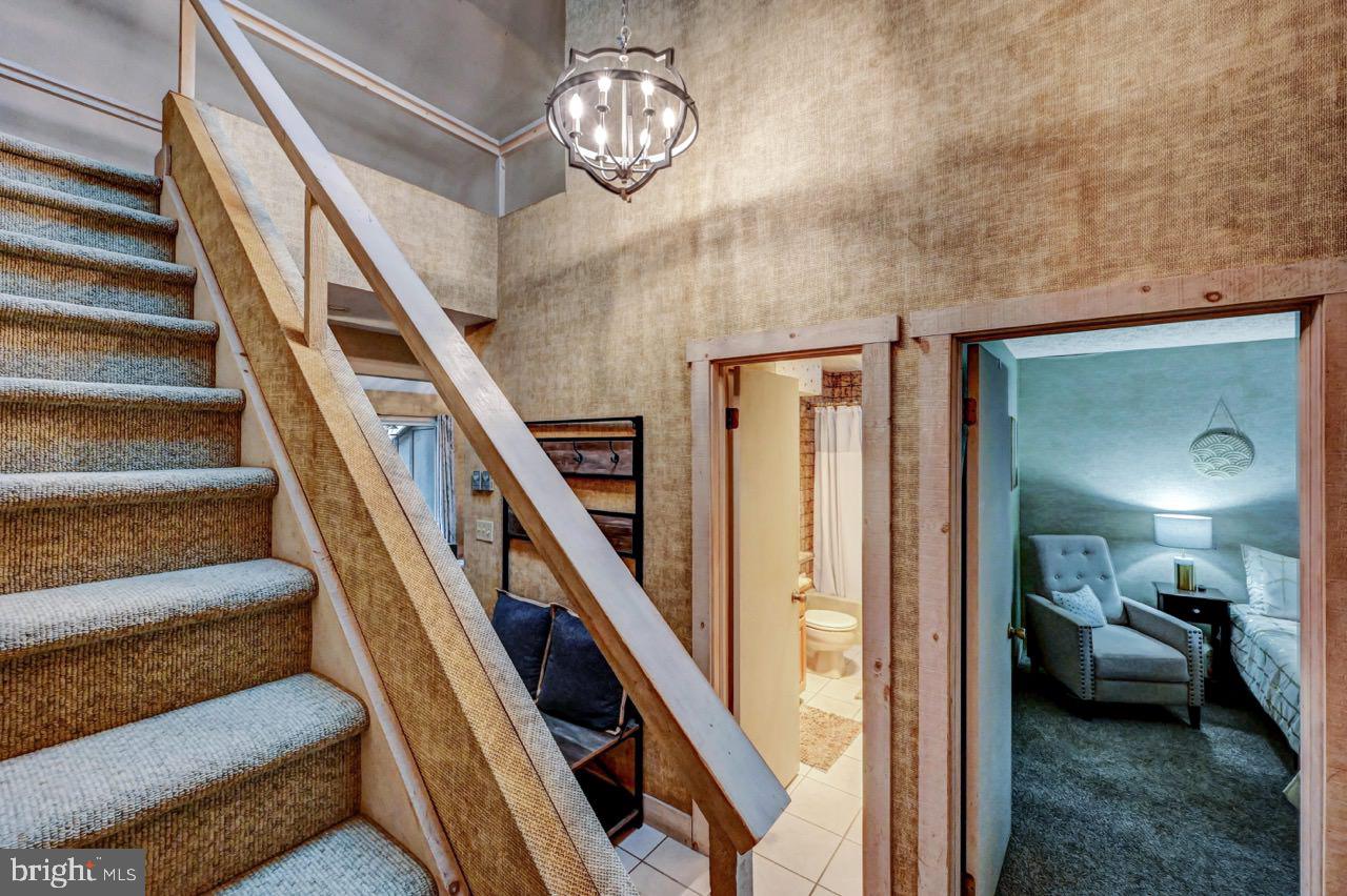 SNOW RIDGE VILLAGE - Residential