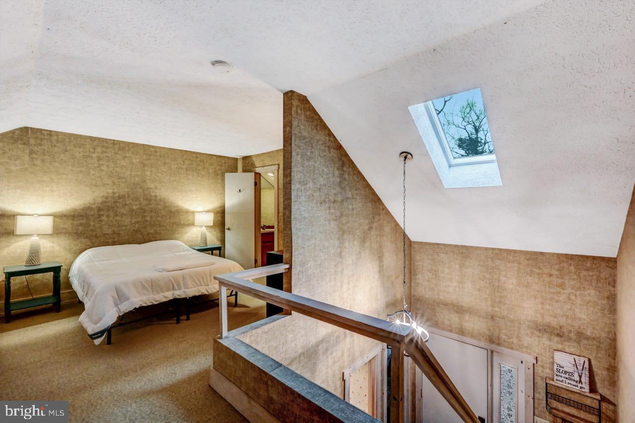 SNOW RIDGE VILLAGE - Residential