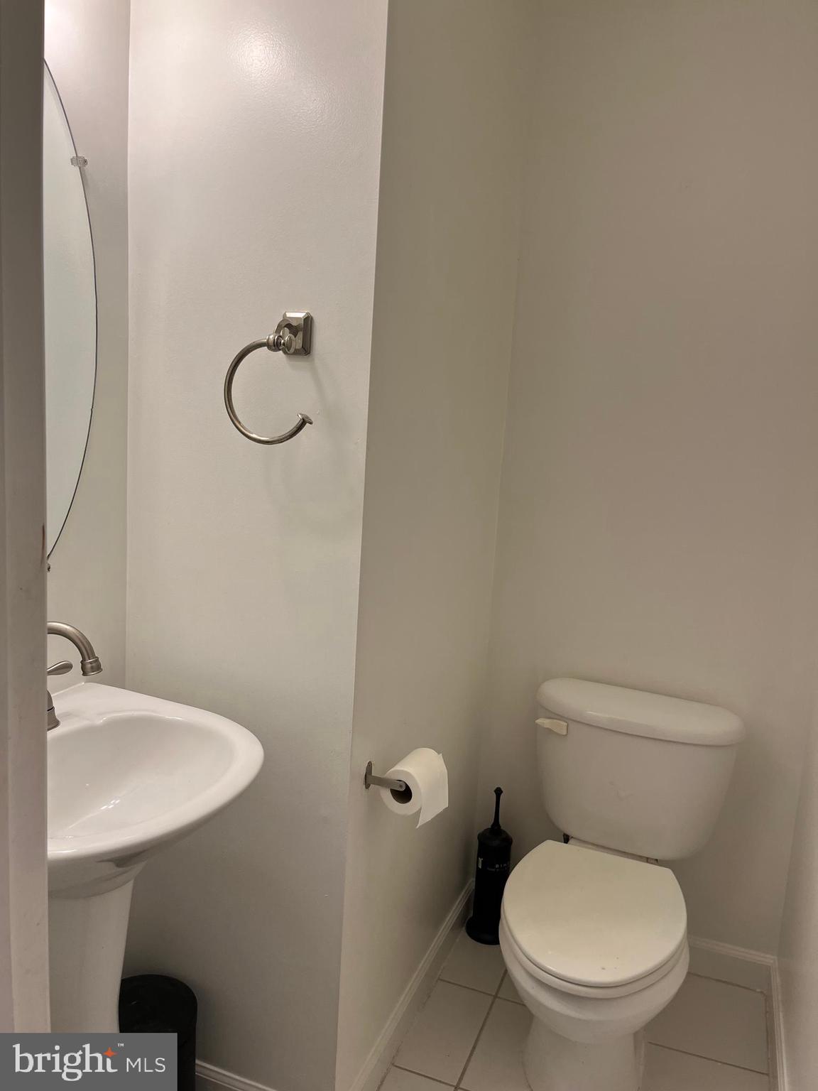 RENAISSANCE PLAZA - Residential