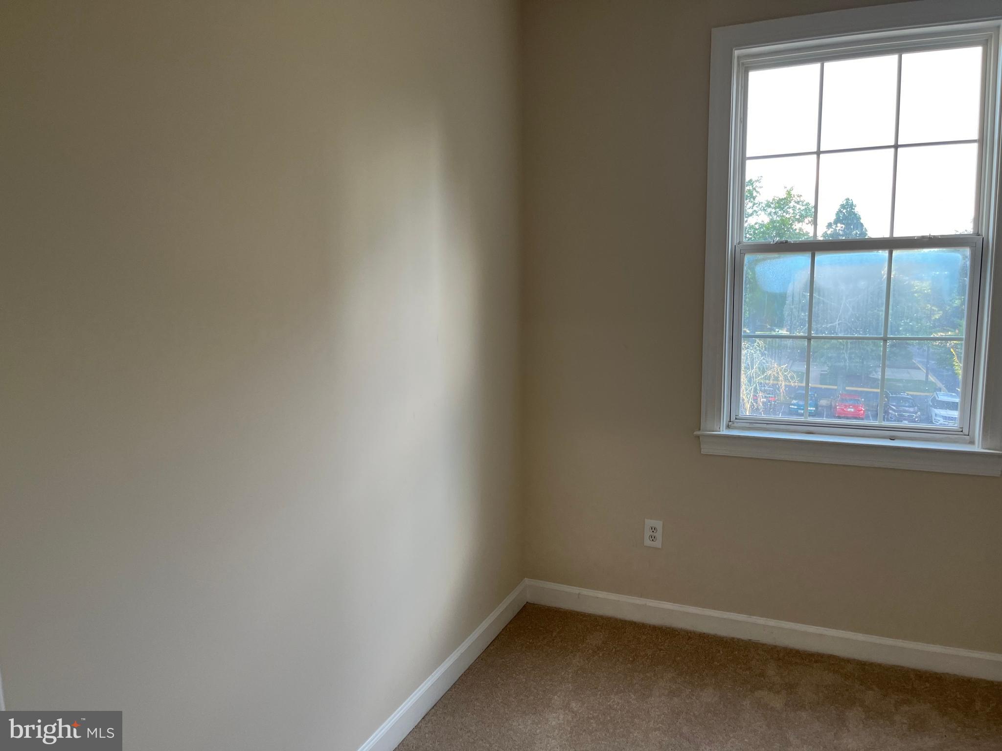 RENAISSANCE PLAZA - Residential