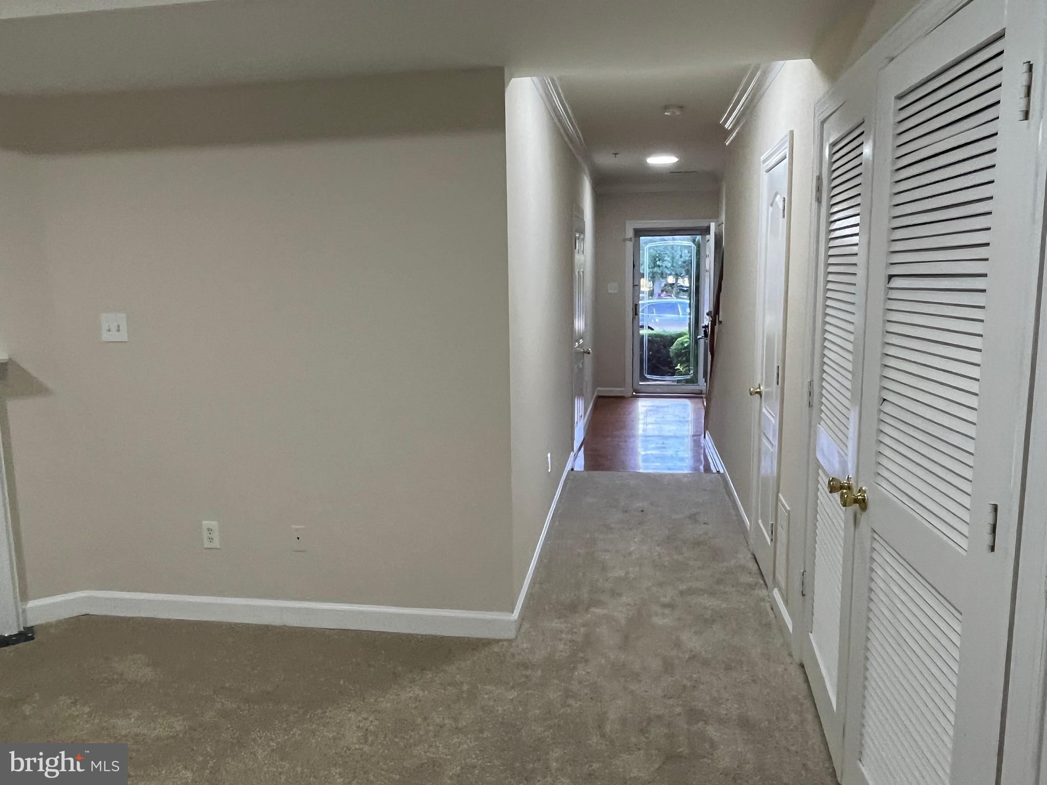 RENAISSANCE PLAZA - Residential