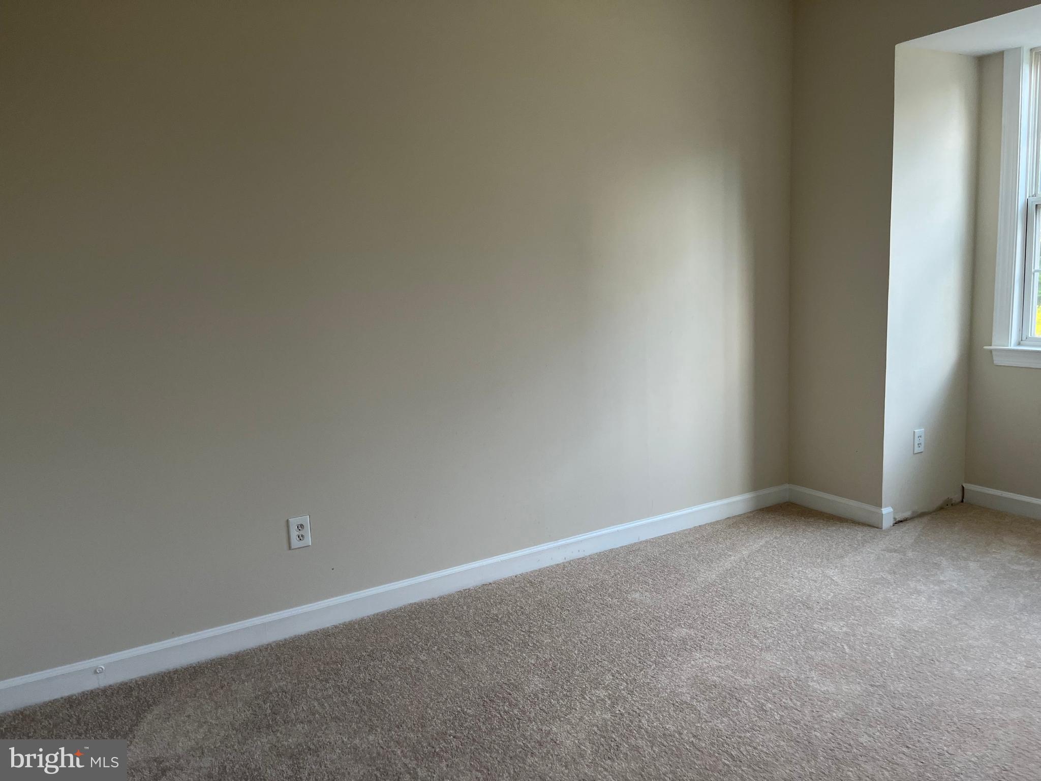 RENAISSANCE PLAZA - Residential