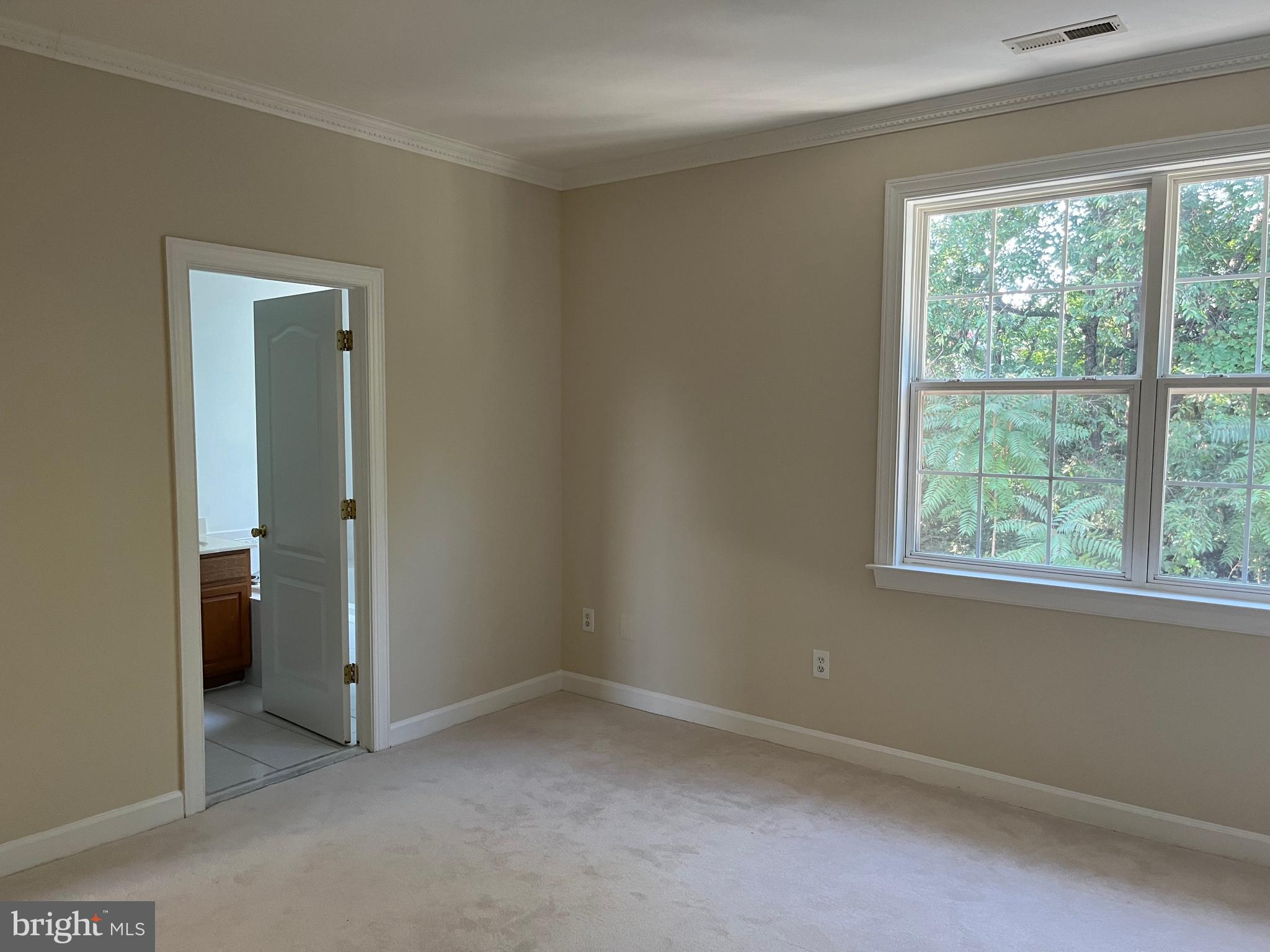 RENAISSANCE PLAZA - Residential