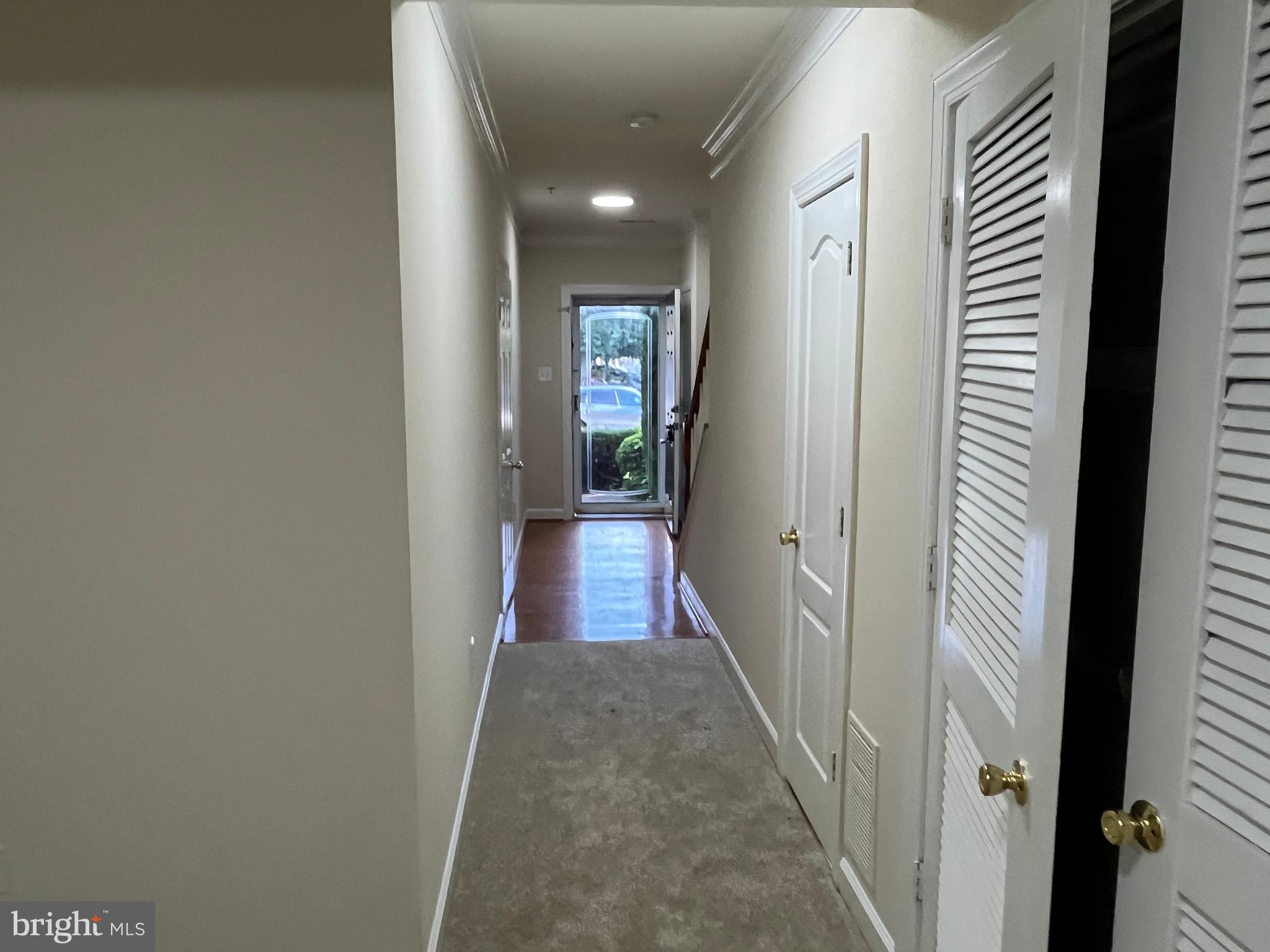 RENAISSANCE PLAZA - Residential