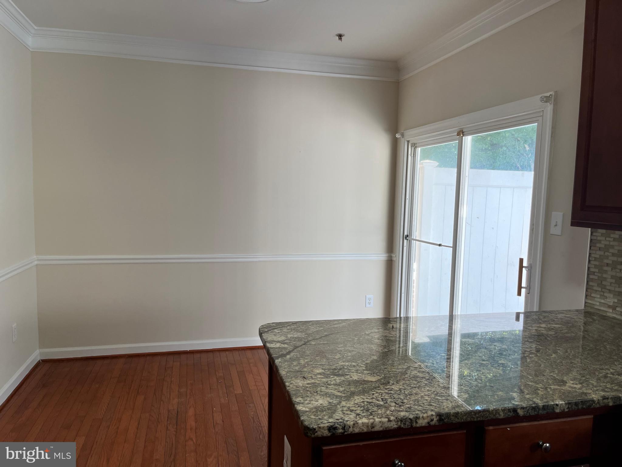 RENAISSANCE PLAZA - Residential