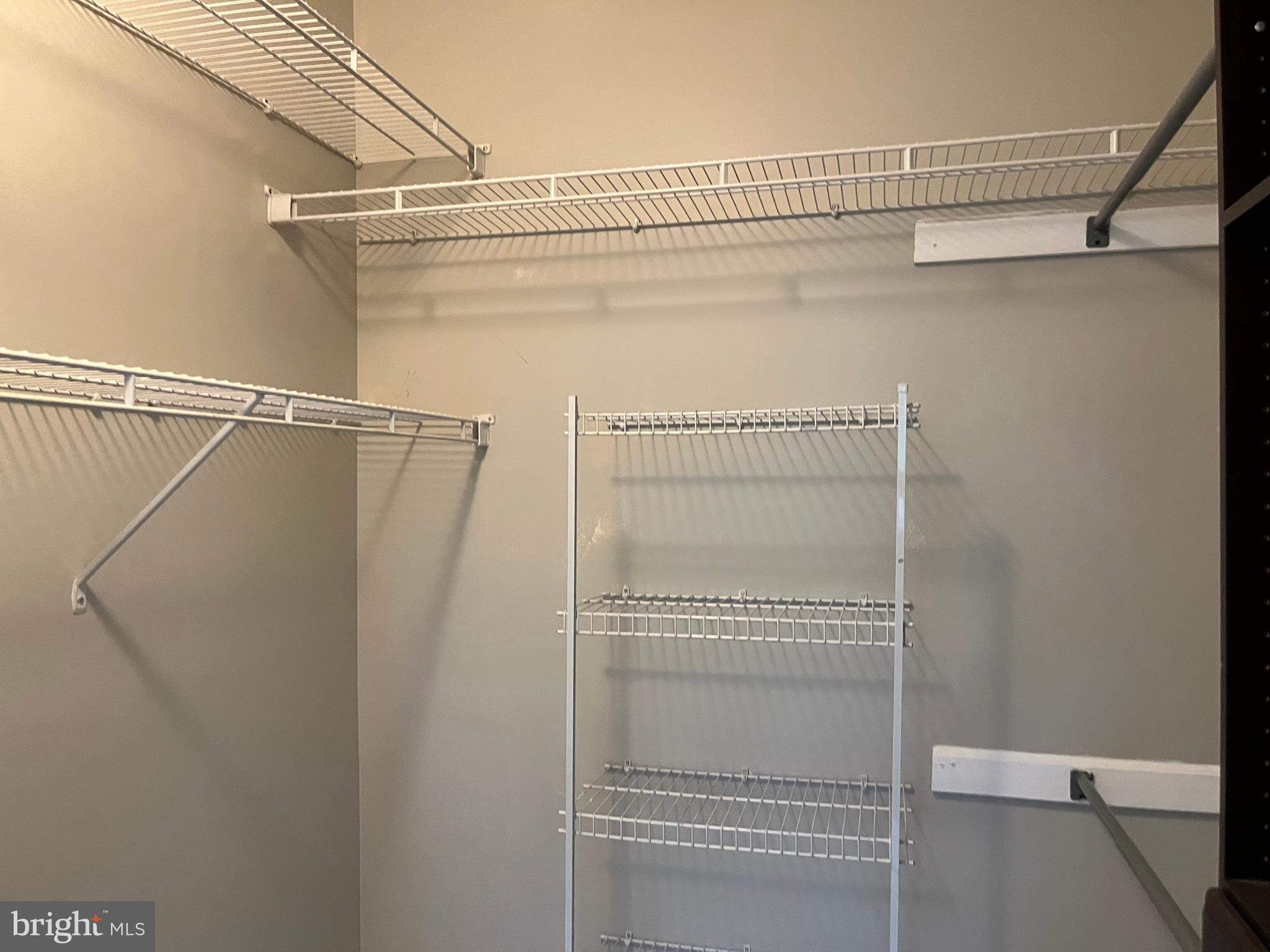 RENAISSANCE PLAZA - Residential