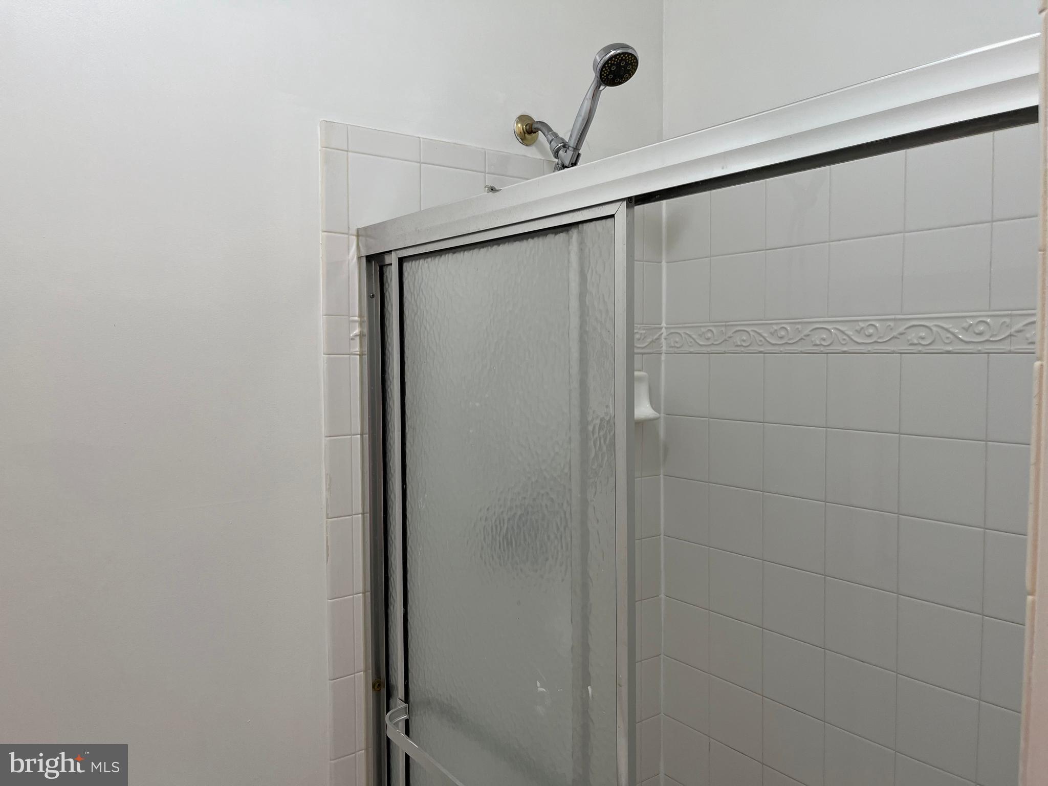 RENAISSANCE PLAZA - Residential