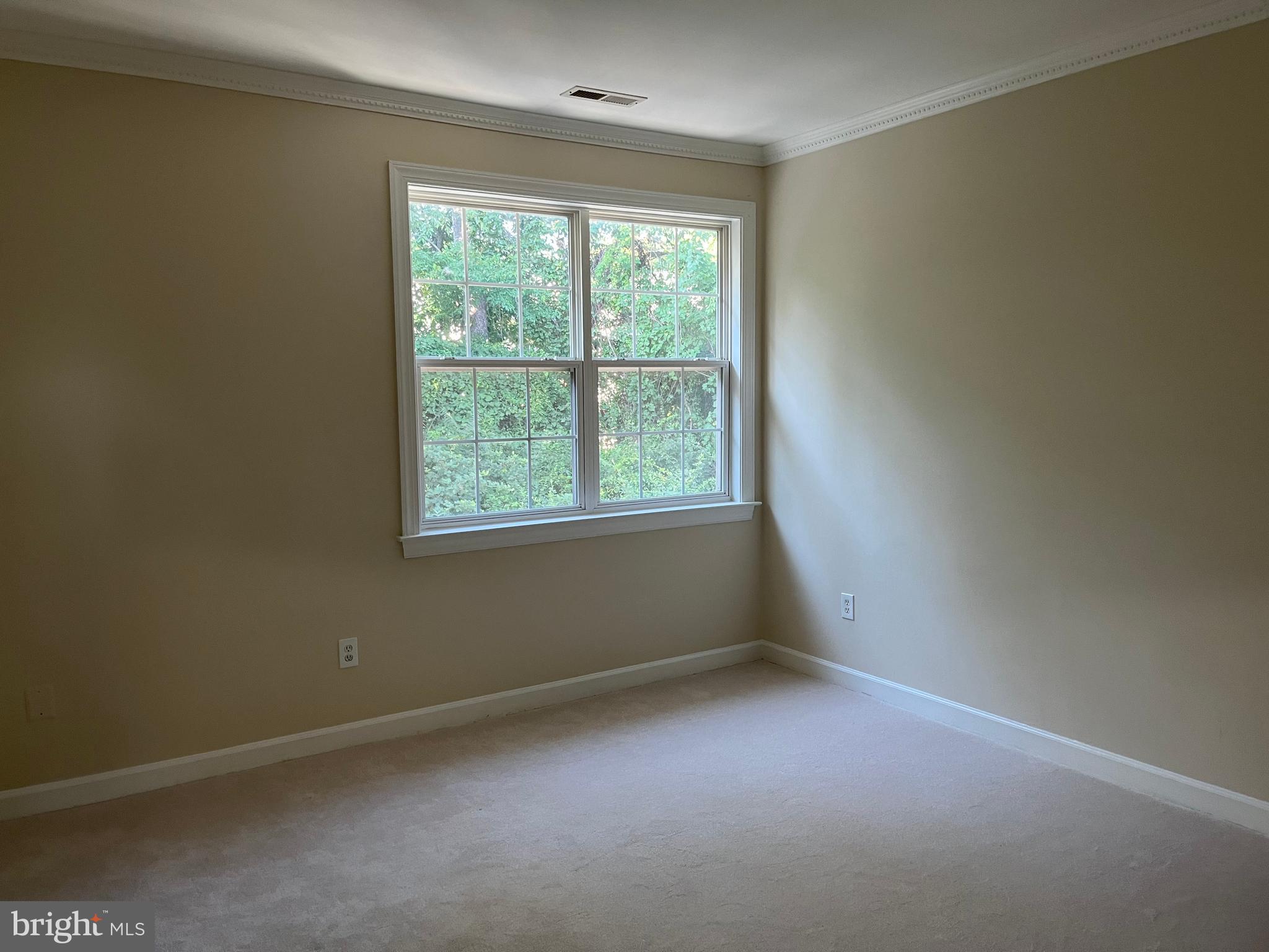 RENAISSANCE PLAZA - Residential