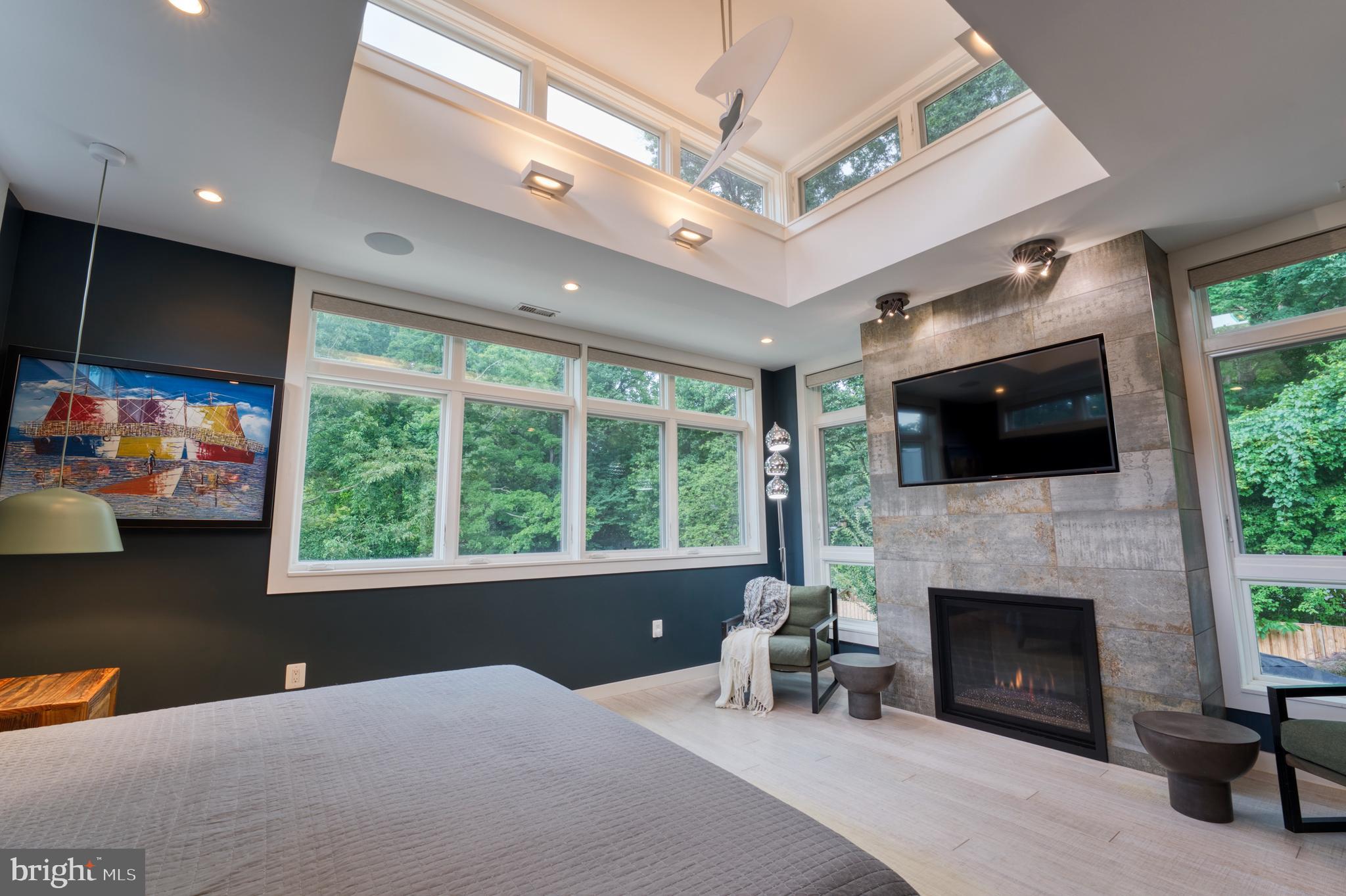 SLEEPY HOLLOW - Residential