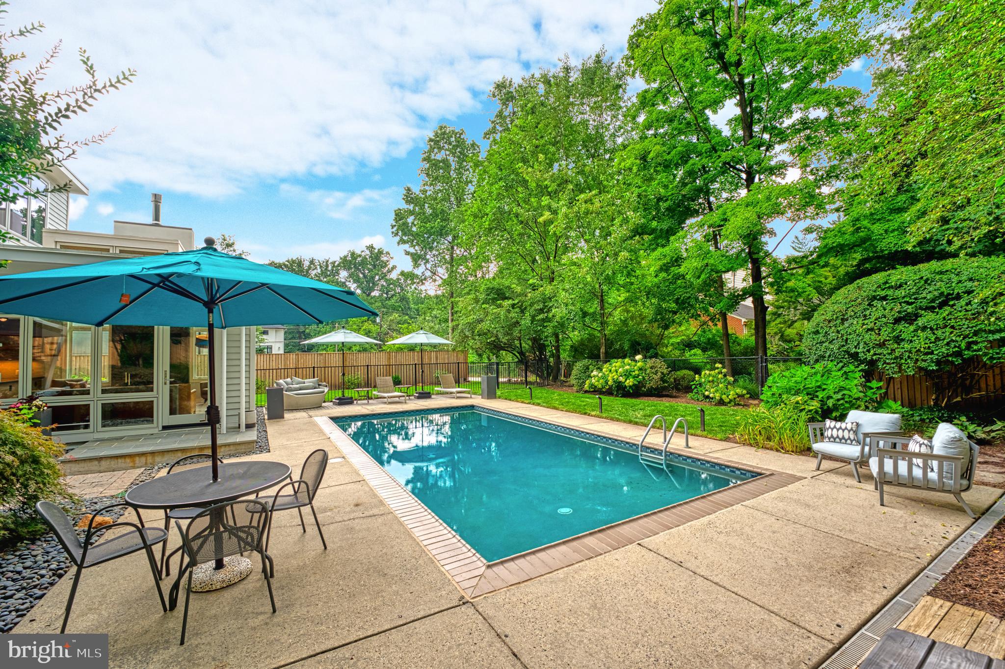 SLEEPY HOLLOW - Residential