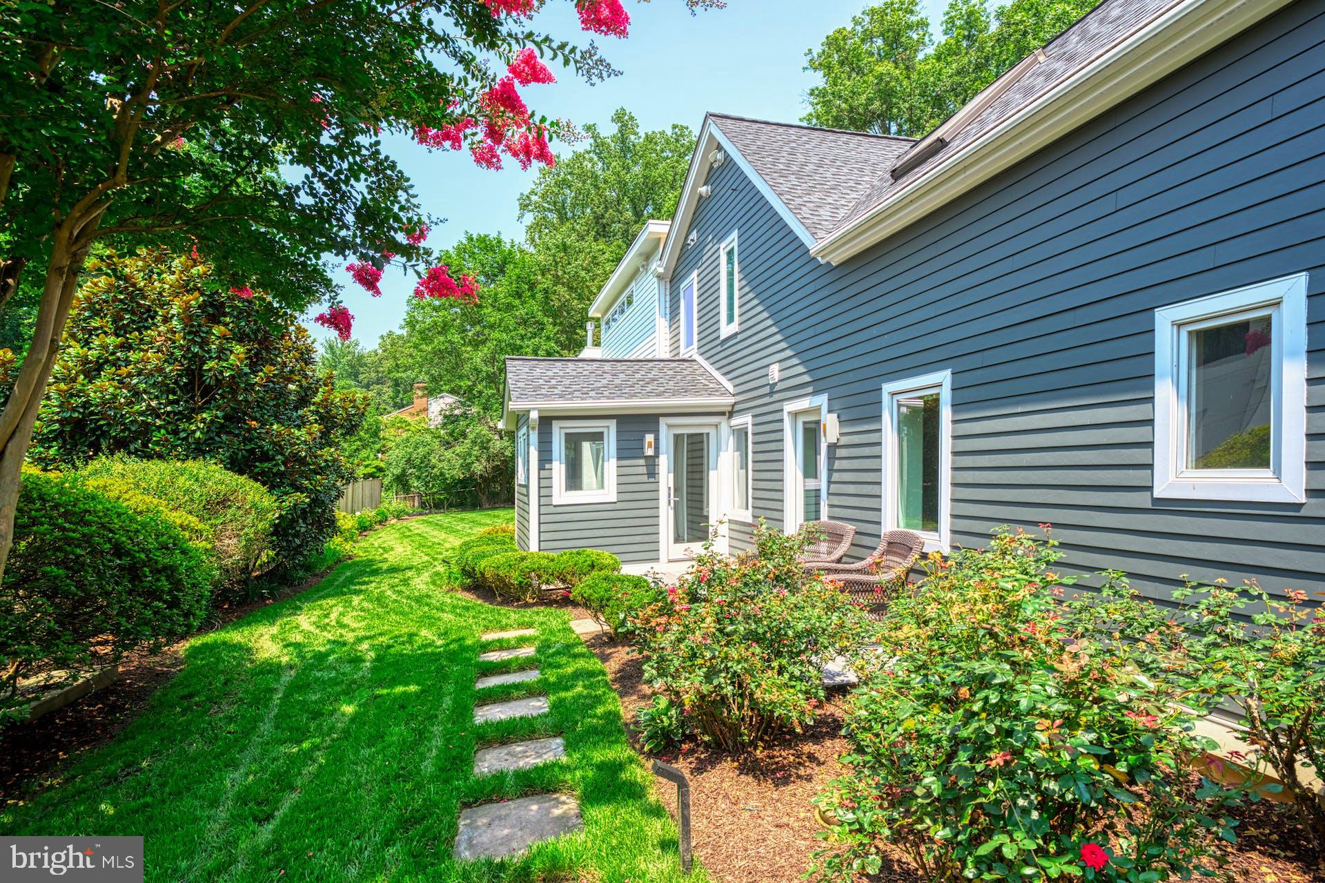 SLEEPY HOLLOW - Residential