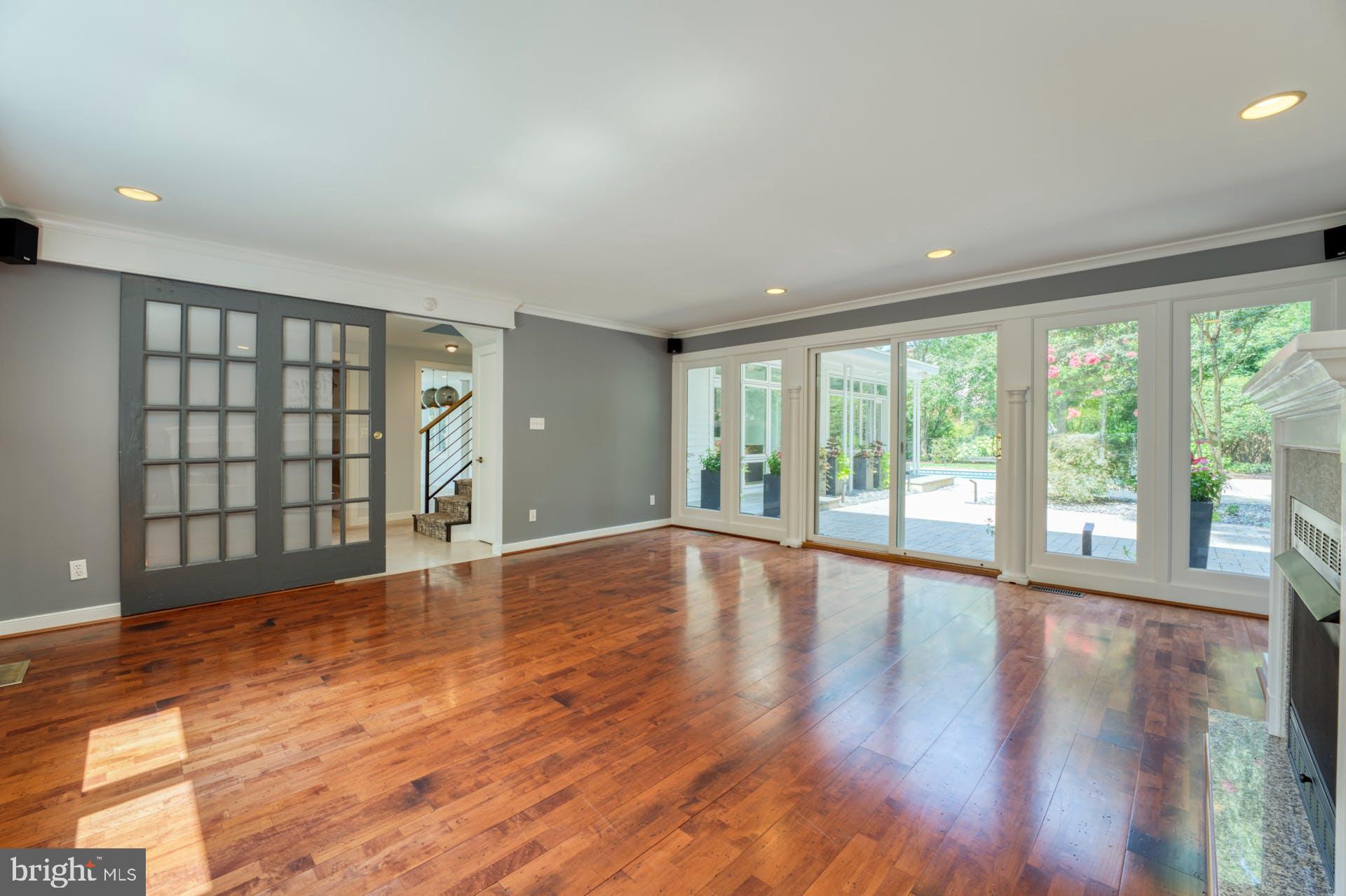 SLEEPY HOLLOW - Residential