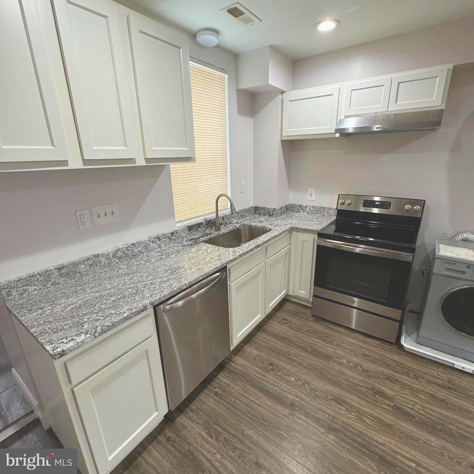 CARROLLTON RIDGE - Residential
