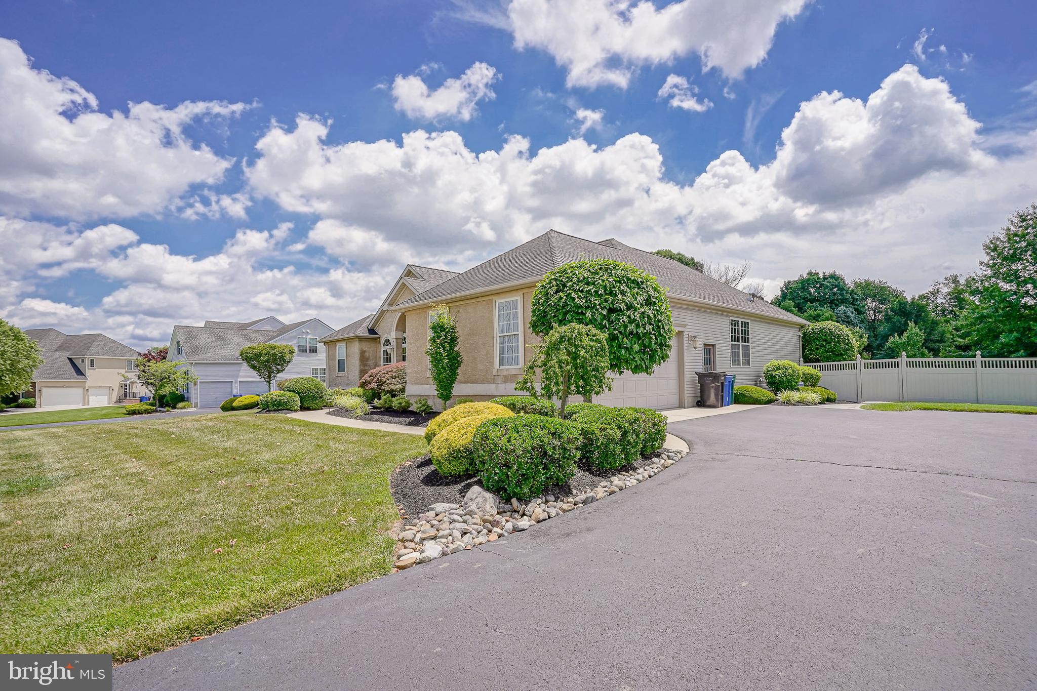 846 CYMBELINE COURT