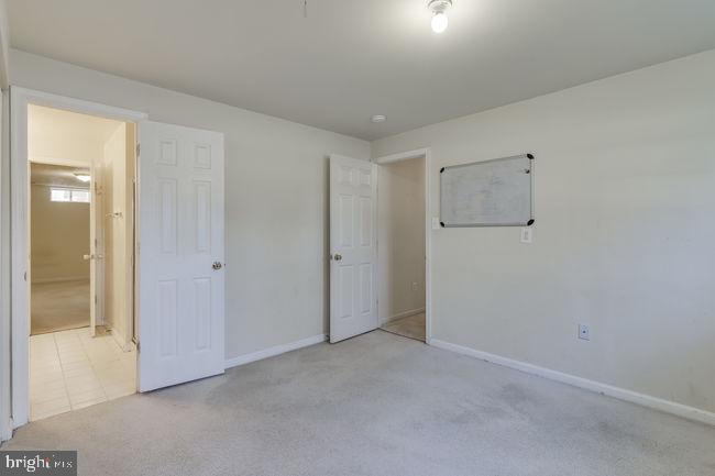 KING FARM - Residential Lease