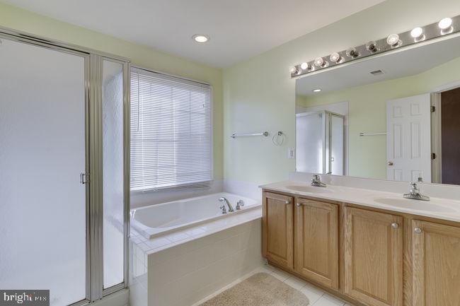 KING FARM - Residential Lease