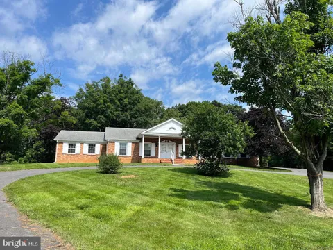 2680 Northwestern Pike, Winchester, VA MLS: VAFV2033794