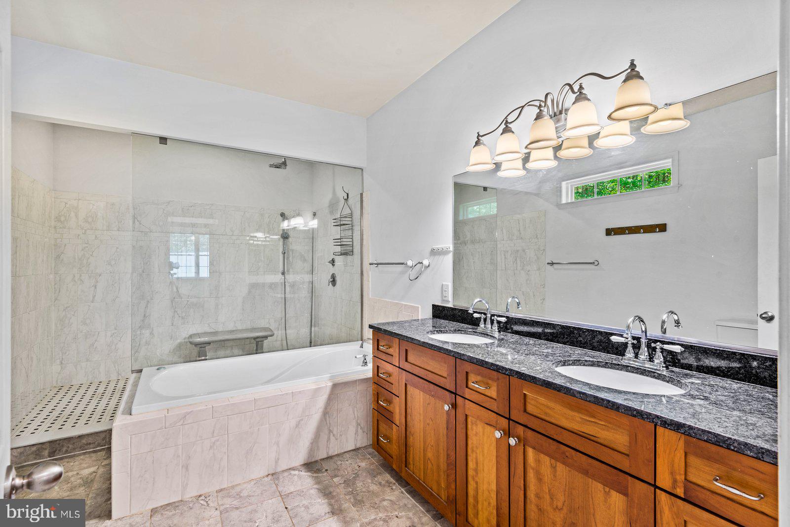 RAGGED POINT BEACH - Residential Lease