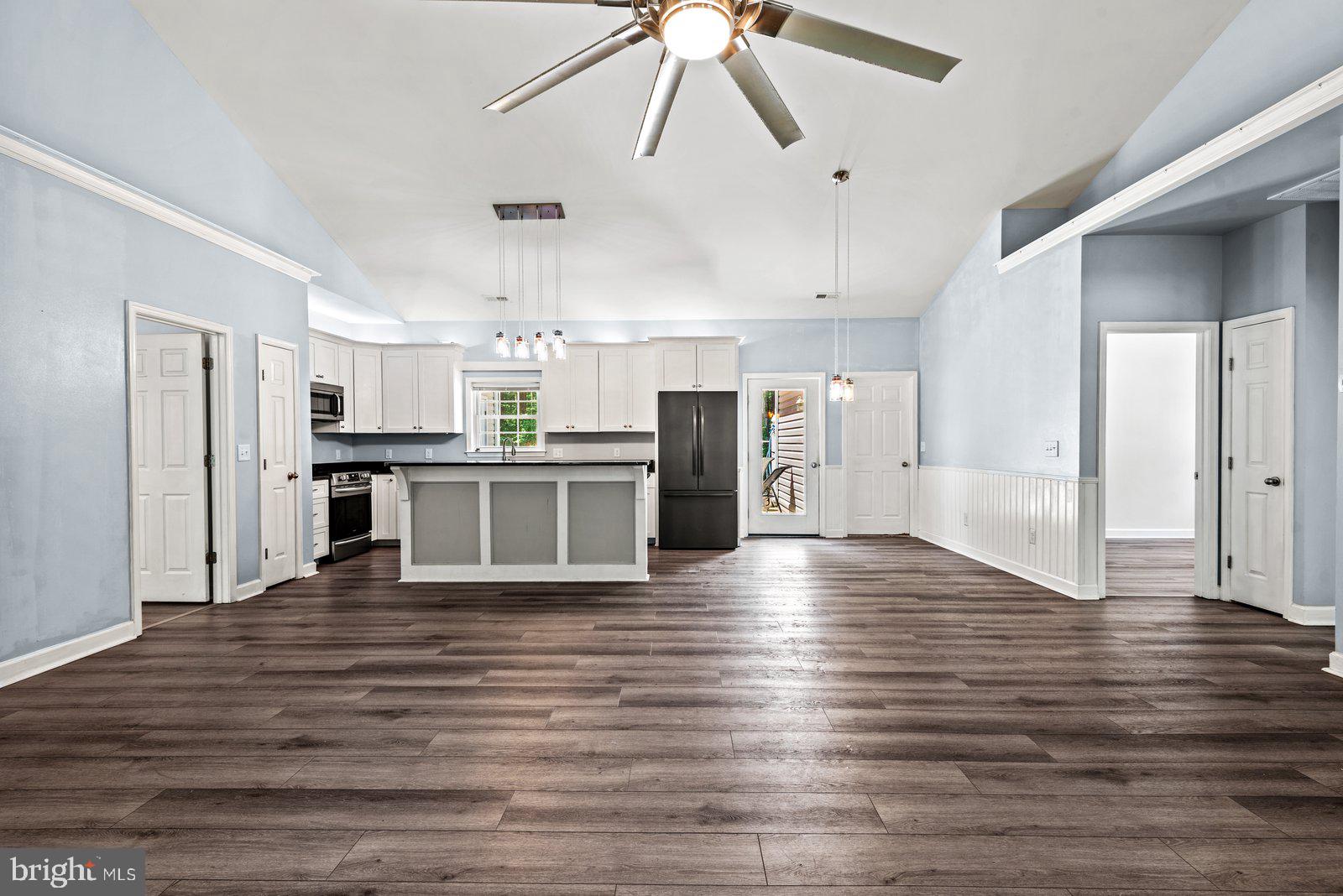 RAGGED POINT BEACH - Residential Lease