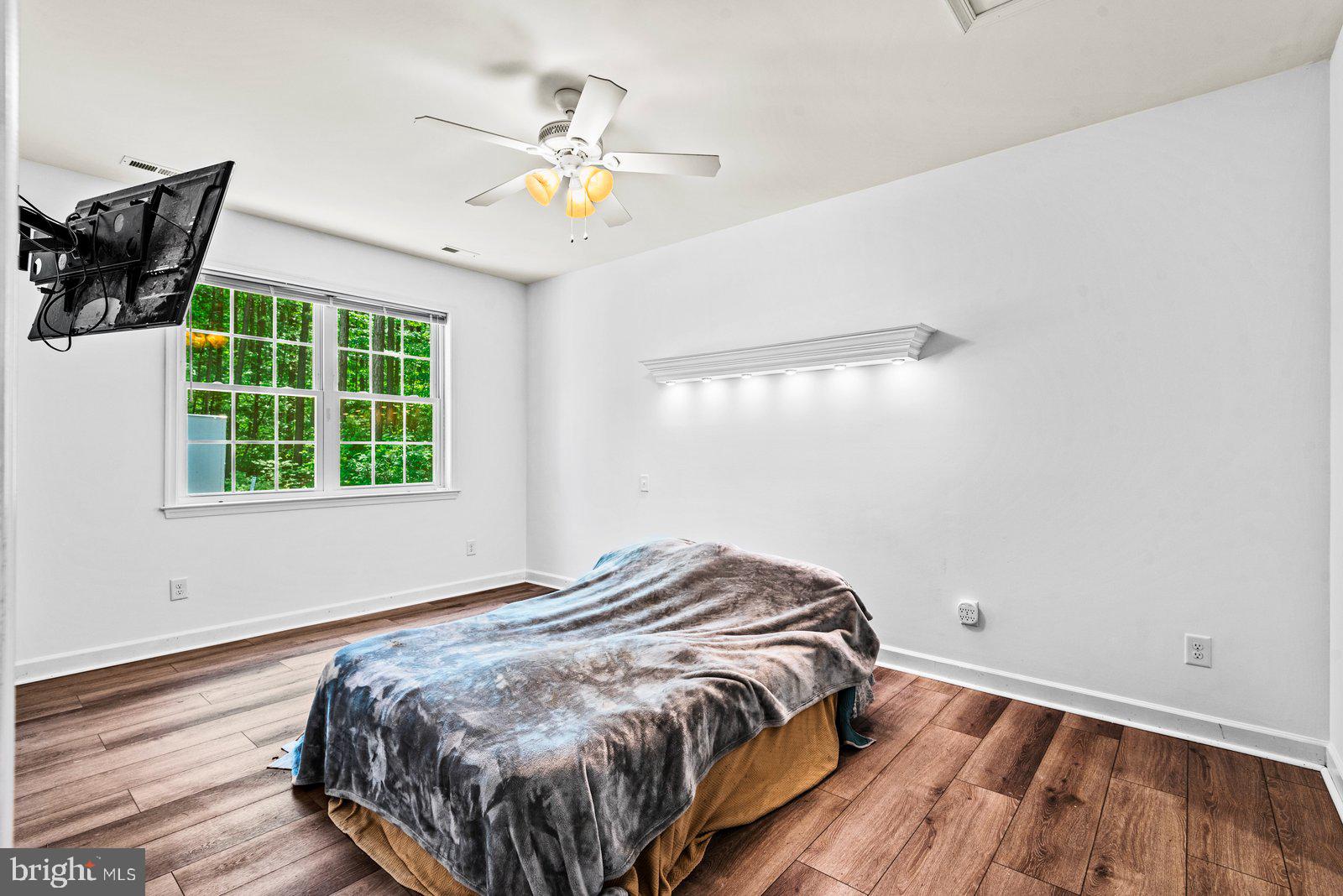 RAGGED POINT BEACH - Residential Lease