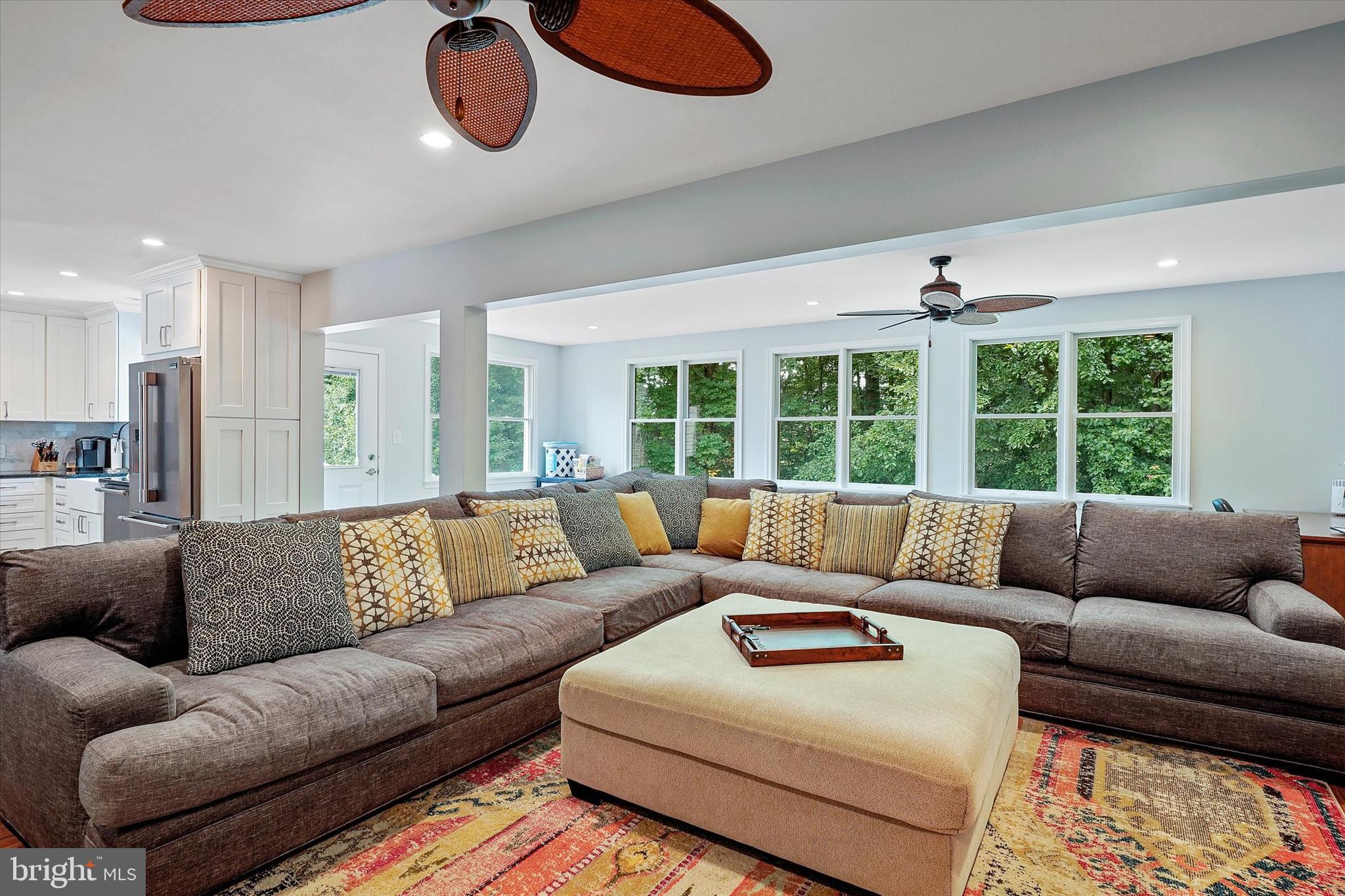 RIVERSIDE - Residential