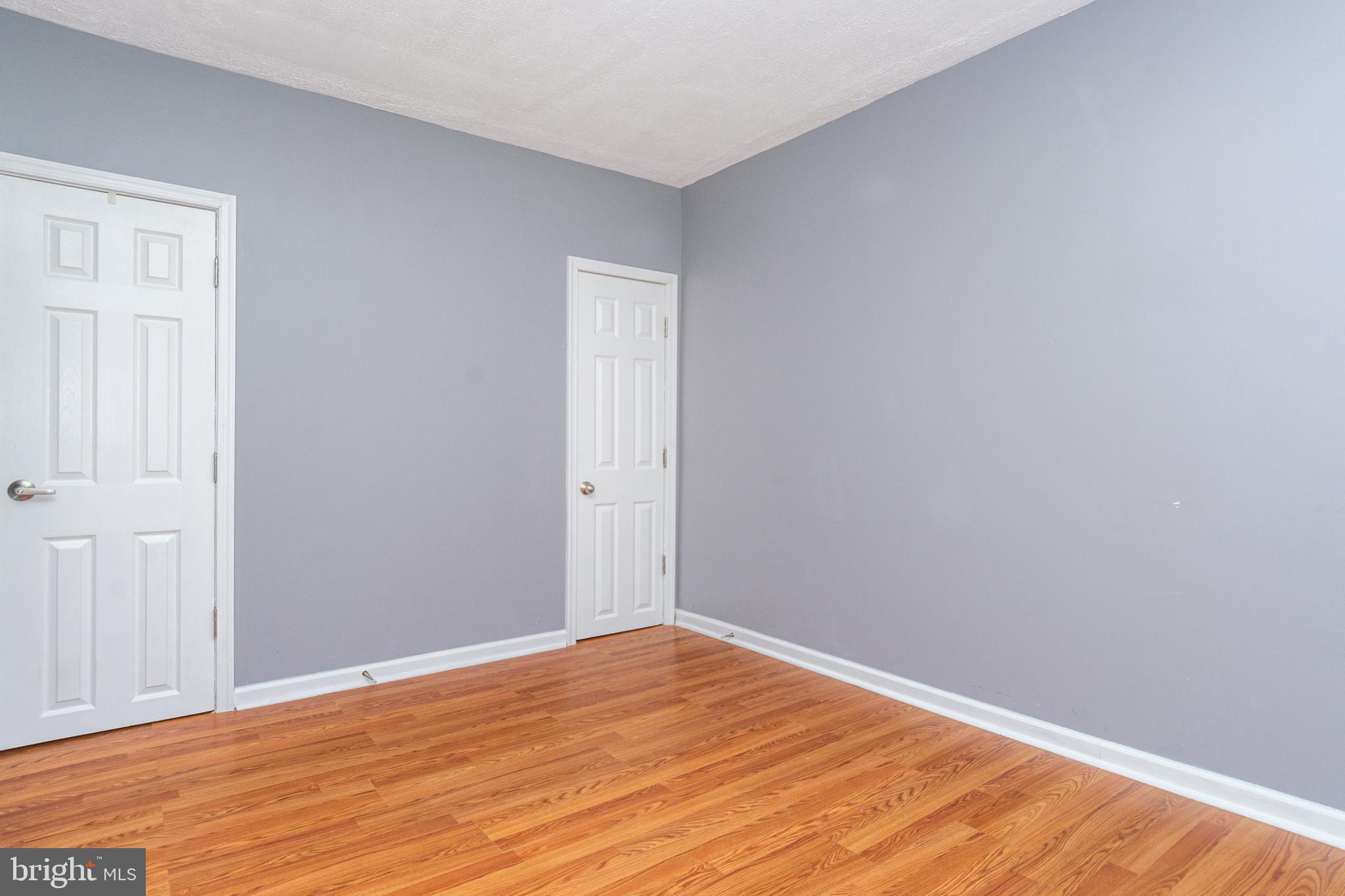 MIDDLE RIVER - Residential Lease